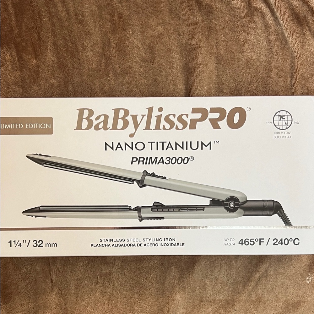 BaBylissPRO Nano Titanium Flat Iron in Silver and Black
